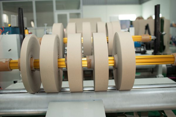 CÔNG TY TNHH SẢN XUẤT VÀ THƯƠNG MẠI HỮU HÙNG